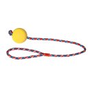 Kerbl Hundespielzeug Moosgummiball am Seil 60 cm farblich...